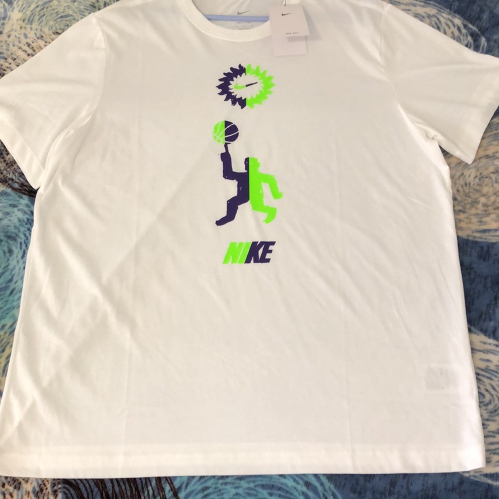 XL NIKE DRI FIT SPINNING BASKETBALL T SHIRT